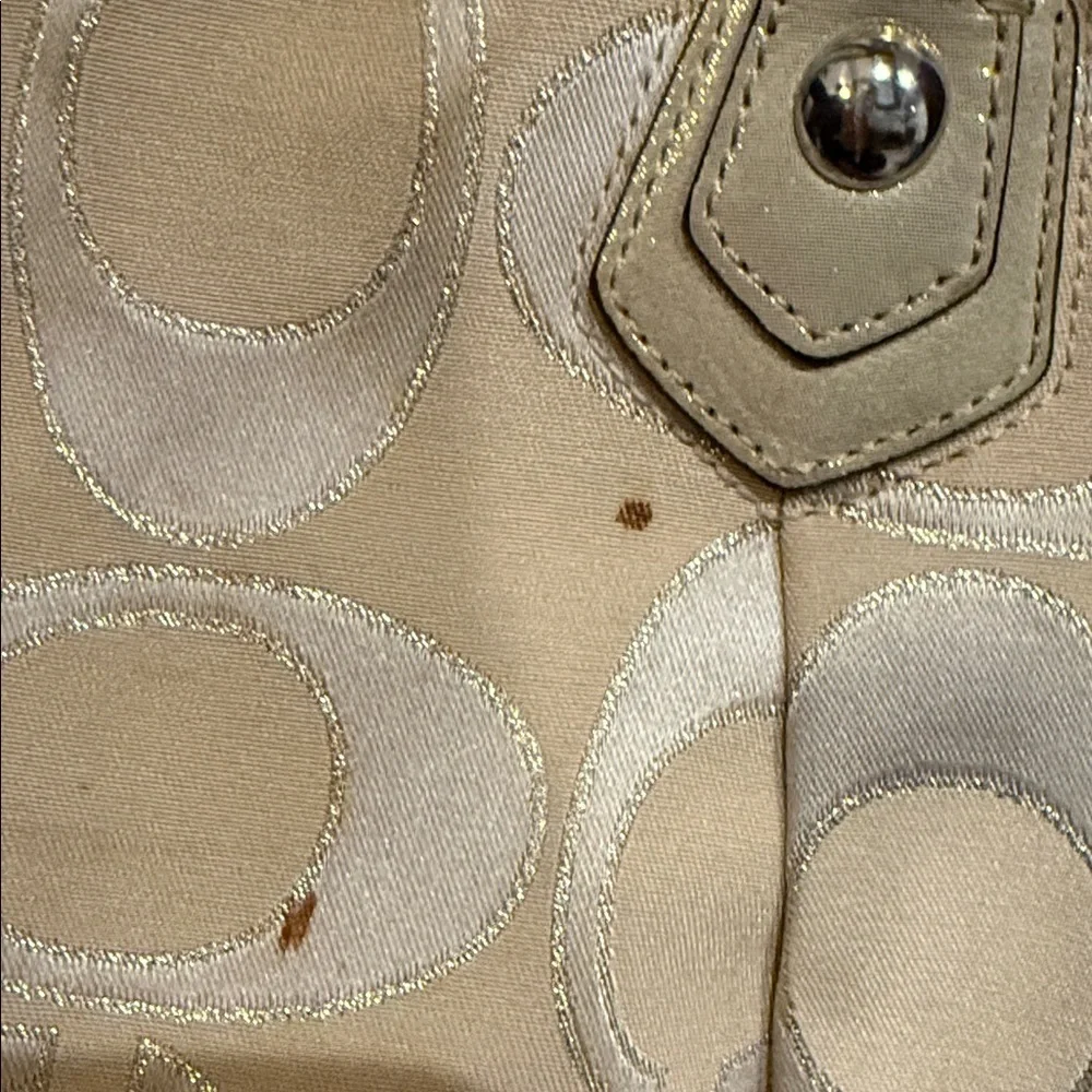 Coach y2k poppy Metallic Gold Logo Shoulder Bag 2 hangtags silver handbag